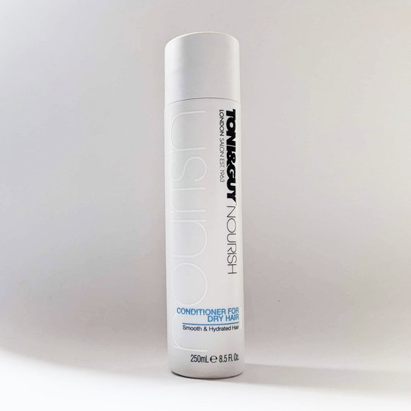 Toni & Guy London Salon Nourish Conditioner For Dry Hair 8.5 Fl Oz - Picture 1 of 4